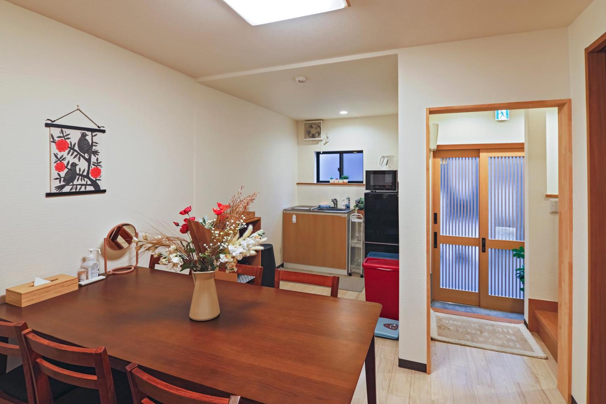 Apartamento 山house中津 最大10人 中津駅まで徒歩6分 梅田まで電車4分行ける！　 Osaka Exterior foto